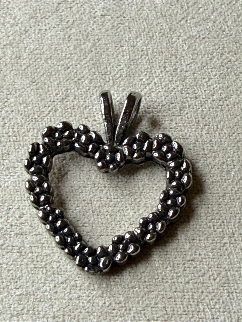 Vintage  Silver tone gun metal Heart flower Cluster Pendant charm